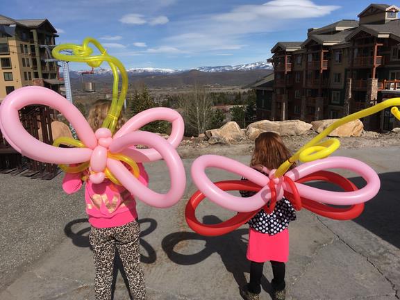 Face Painting Illusions and Balloon Art Image