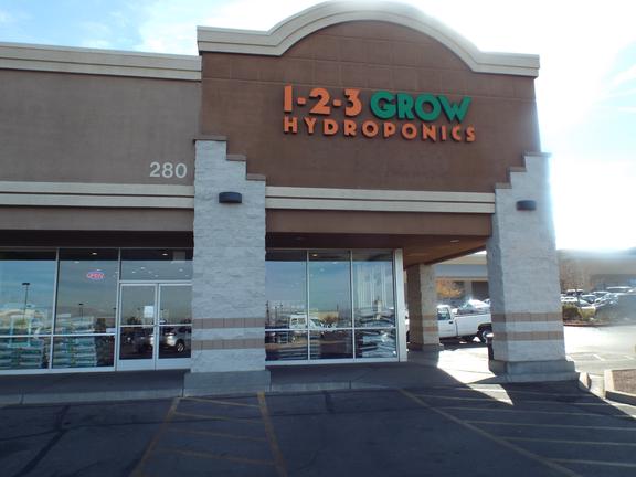 1 2 3 Grow Hydroponics Image