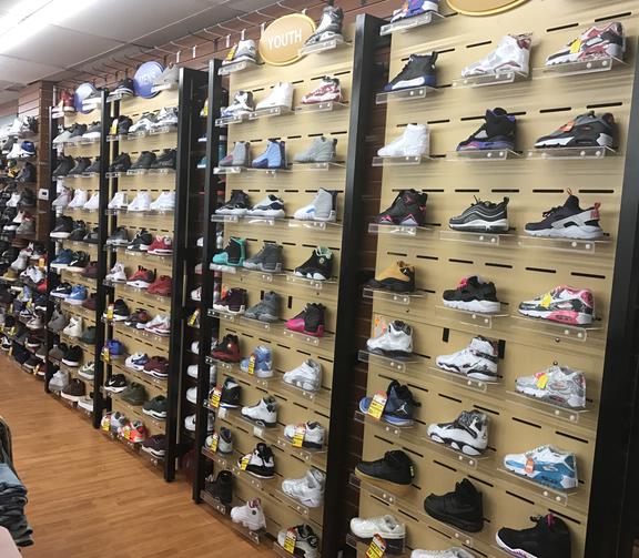 Fort Wayne Mall >> Pontiac Mall In Fort Wayne In 1108 E Pontiac St Fort Wayne In Fort Wayne Mall >> Pontiac Mall In Fort Wayne In 1108 E Pontiac St Fort Wayne In